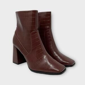 Lisa Vicky Craze Faux Leather Croc Embossed Square Toe Bootie Size 10 LIKE NEW